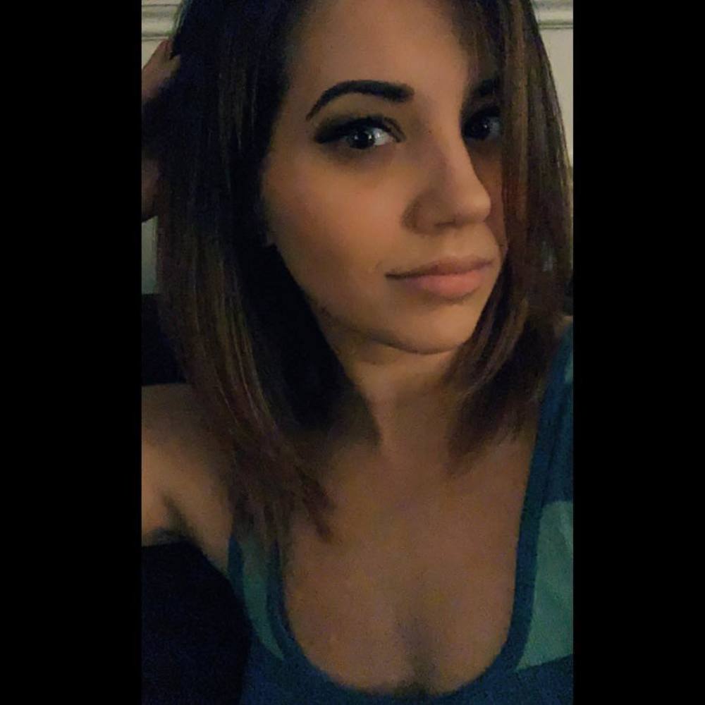 Meet your Posher, Alandra